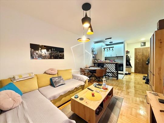 Banjica - kompleks Paunov breg ID#13201