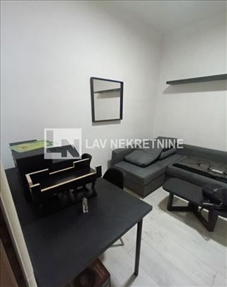 Centar, Jug Bogdanova, iznenadna prodaja