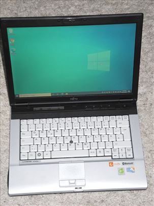 Fujitsu S7220 laptop 14 intel P8700 4gb DDR3 240gb