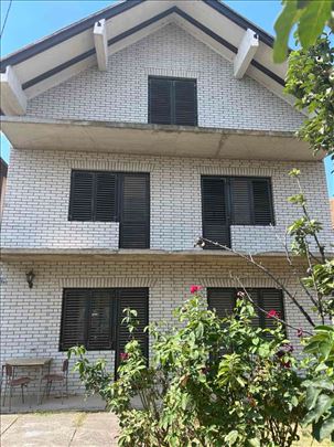 Izdavanje Leštane 80m2 2.0