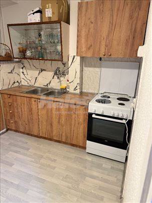 Iznajmljujem stan kod darvinove pošte