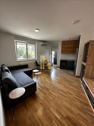 Jednoiposoban, nov, namešten stan sa parking mesto