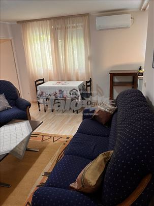 Trosoban stan Stara Bezanija