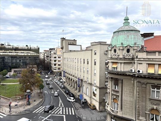 Autentičan salonac u centru Beograda