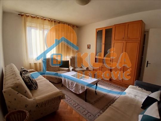 Izdaje se dvosoban stan na Margeru, 60m2