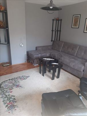 Izdaje se dvosoban stan u Durlanu