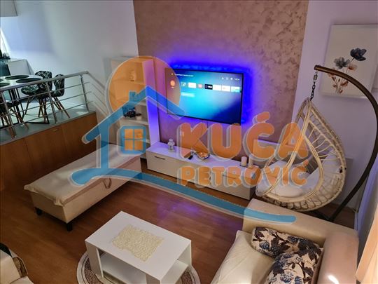 Izdaje se jednoiposoban stan u Mokranjčevoj, 49m2