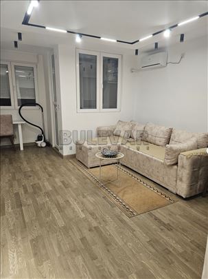 Izdaje se odlična garsonjera u blizini Delte, 30m2