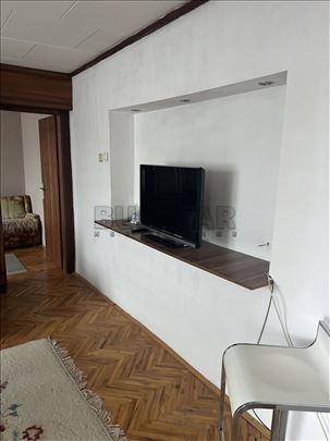 Izdaje se stan u centru grada!