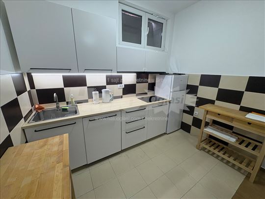 Stan pagodan za zivot, ordinacije, kancelarije...