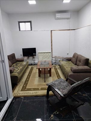 Stan u blizini okretnice tramvaja na Zvezdari