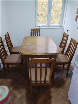 Sto od punog drveta sa 6 stolica