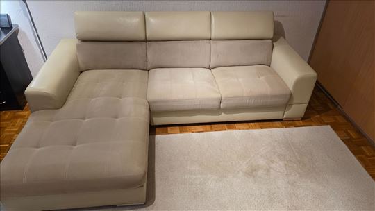 Ugaona garnitura Brisel