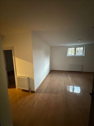 2.5 Jajinci poslovni prostor NOV PARKING mesečno 