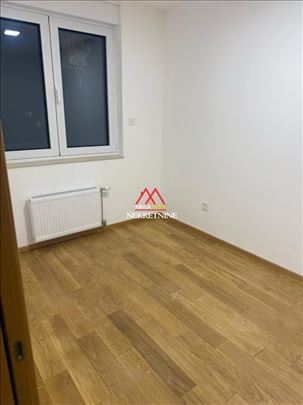 Ćirpanova - Jednoiposoban stan - 41m2 - nenamešten