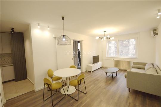 Dunavski kej - Lux ID#5411