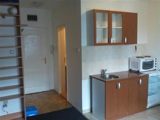 Garsonjera na odličnoj lokaciji