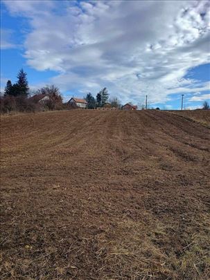 Idealan plac za izgradnju poljoprivrednog gazdinst