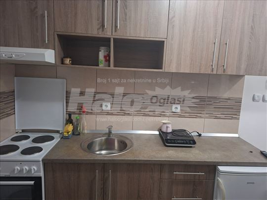 Izdajem stan na Ledinama