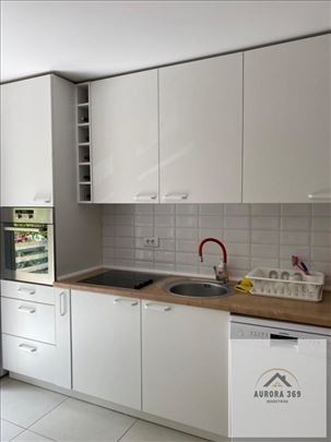 Izuzetna KuĆa U Rakovcu-novi Sad