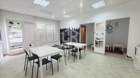 Košutnjak-Filmski grad izdaje se poslovni prostor