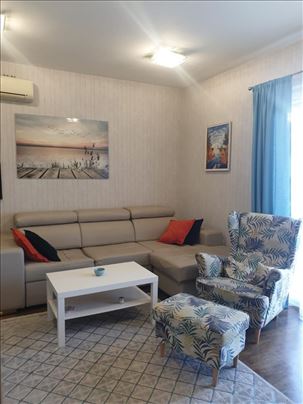 Kralja Vladimira,lep,moderan sa parkingom ID#18918