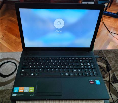 Lenovo G500 laptop, 500GB, 4BG DDR3, WIn10.Sjajan