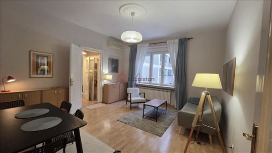 Lovely Modern Flat Near Park