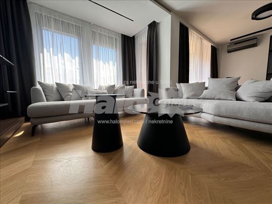 Moderan stan visokog standarda na prestižnoj lokac