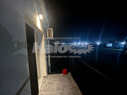 N O V N A M E S T E N