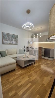 Na prodaju potpuno opremljena garsonjera 26 m2