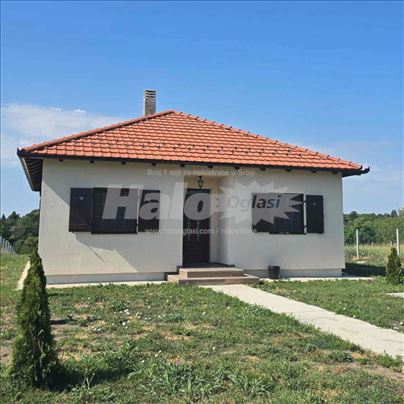 Nova vikendica u Čortanovcima