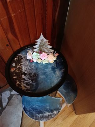 Rasklopivi stolic sa hoklicama 