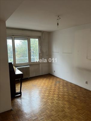 Uknjižen 3.0 Stan - Novi Merkator ID#4023