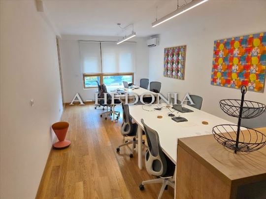 Wellport, izdavanje, nov, opremljen, kanc. prostor