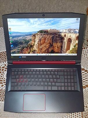Acer Nitro AN515-2 core i7 8750H 8/256gb GTX1050