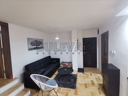 Izdaje se neuseljavan stan 54m2 kod Čaira