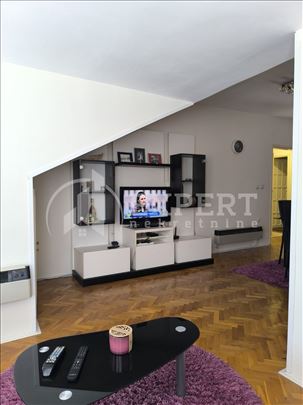 Izdaje se stan u Durlanu!