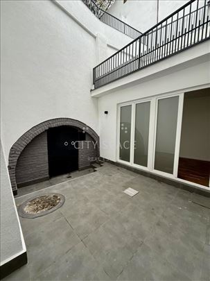 Izuzetan 4.0 stan na extra lokaciji Zemun/Novi Beo