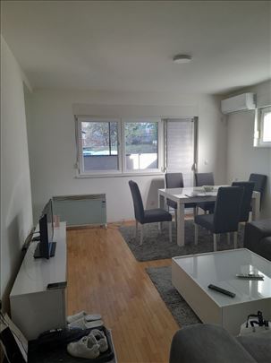 Julino brdo, Zmajevačka, 40m2, terasa, parking