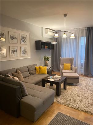 Juzni Bulevar, 86m2 luksuzan trosoban, nov+garaza