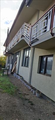 Krnjača Hala 200 kvm na 7 ari placa, dobar prilaz