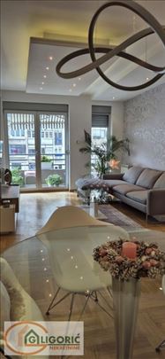 Lux stan na Crvenom krstu