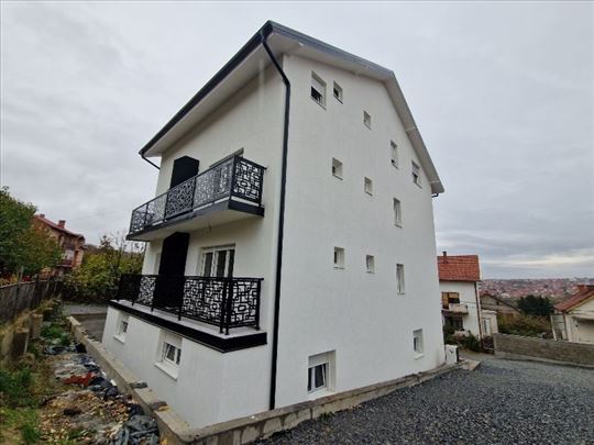 Najlepša garsonjera, 27m2+parking mesto, uknjižena