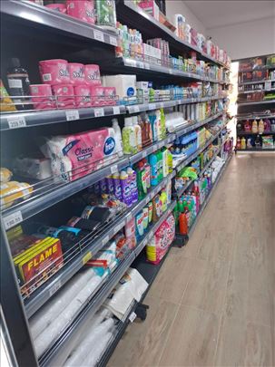 Kao novo-kupljeno novo -oprema za market