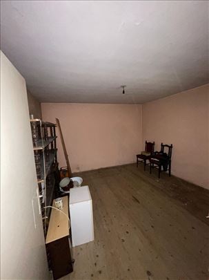 Nivi Sad, kuća 80m2 HITNO!