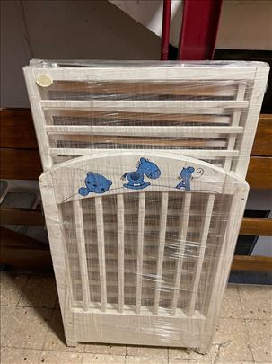 Prodaja drvenog decjeg kreveca