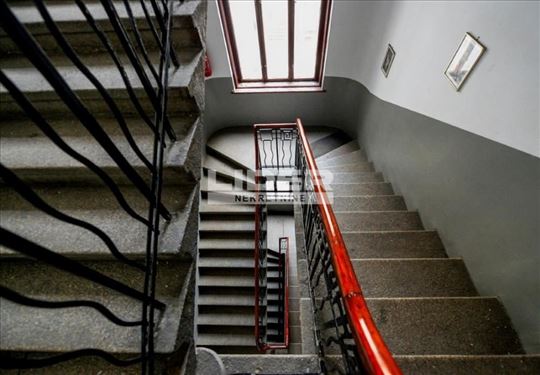 Stan sa karakterom na premijum lokaciji, retko! ID