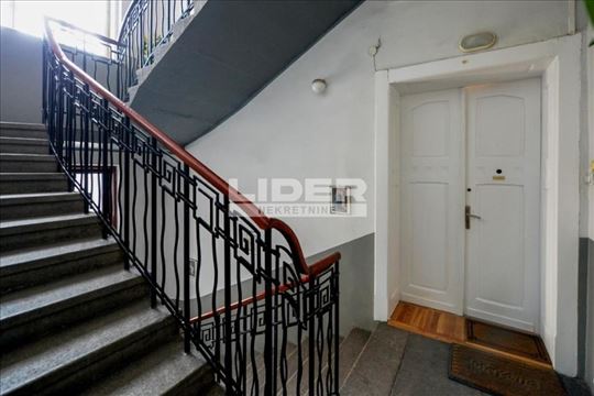 Stan sa karakterom na premijum lokaciji, retko! ID