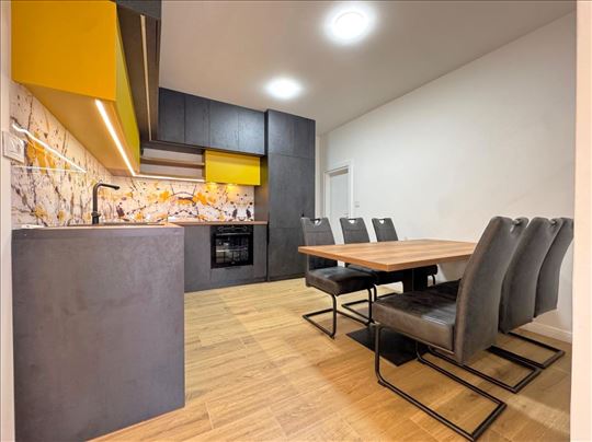 Stari grad, Nušićeva, izdavanje